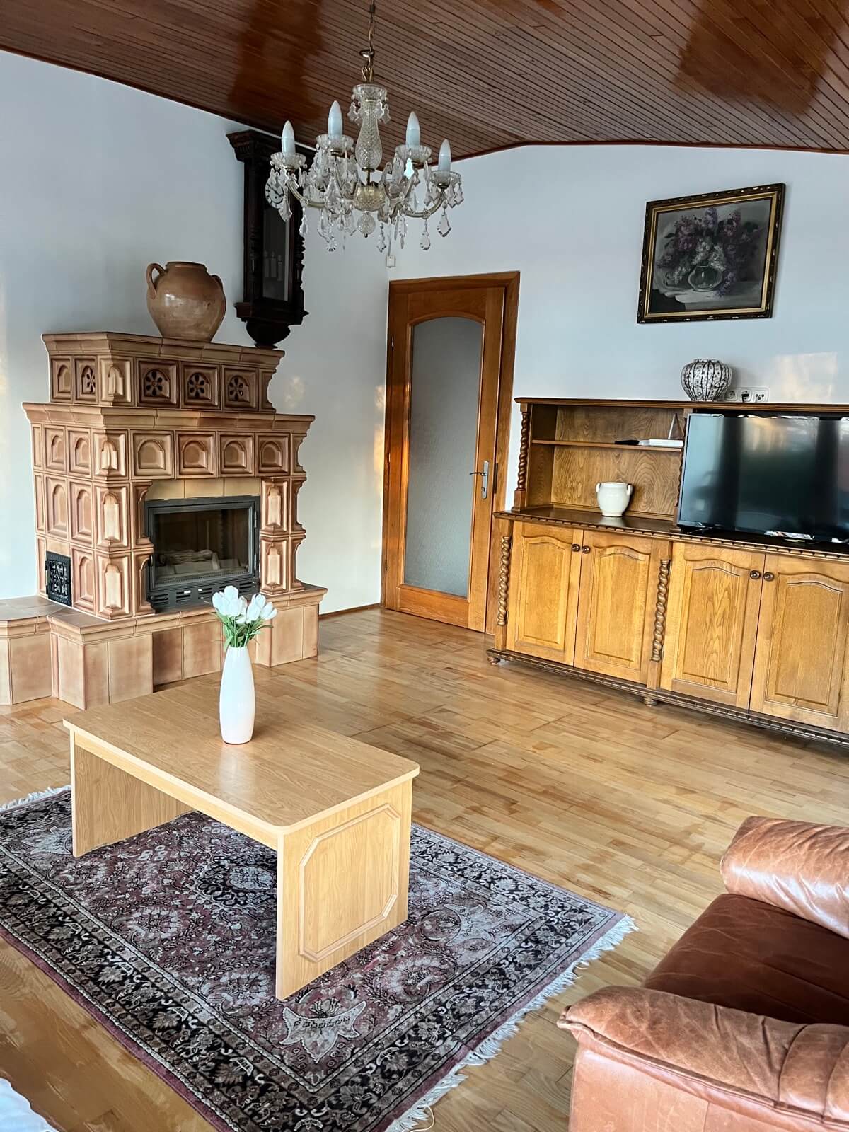 Nappali cserépkályhával