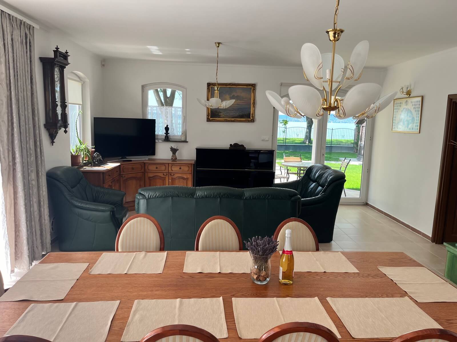 Nappali és étkező panoráma